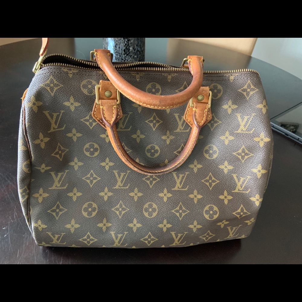Louis Vuitton Speedy